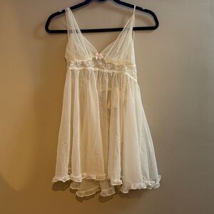 NWT Betsy Johnson white lace trim nighty M honeymoon wedding
